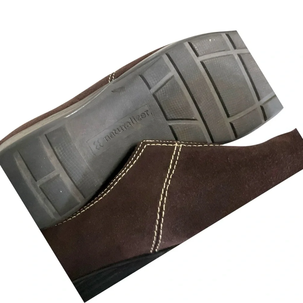 Naturalizer Brown Suede Slip‎ On SZ 10W Women Comfort Low Wedge Casual
